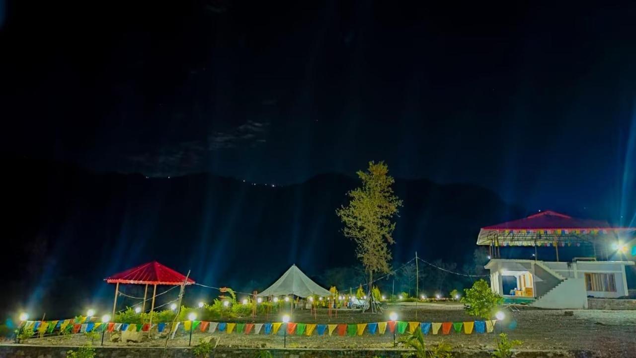 Riverside Glamping By Stayapart X Elephant Brook Bijni Zewnętrze zdjęcie