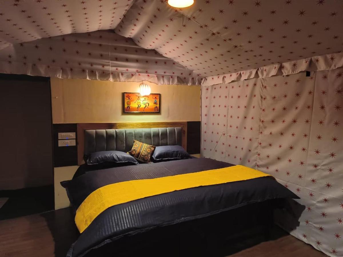 Riverside Glamping By Stayapart X Elephant Brook Bijni Zewnętrze zdjęcie