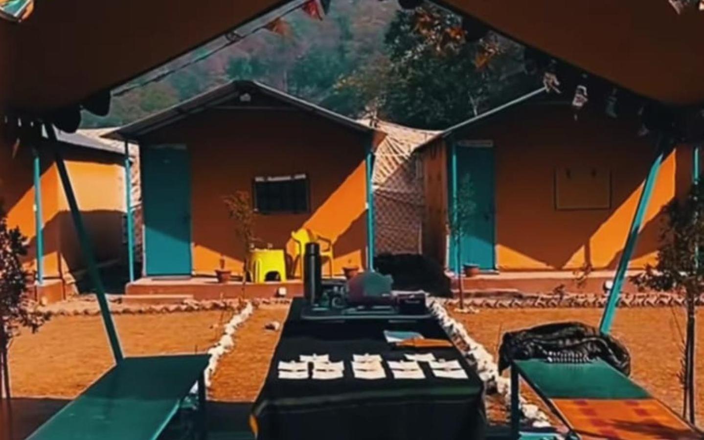 Riverside Glamping By Stayapart X Elephant Brook Bijni Zewnętrze zdjęcie